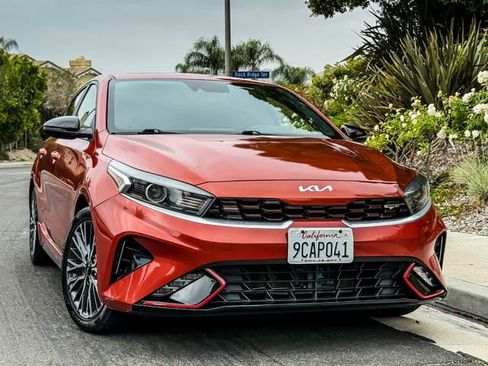 Used 2022 Kia Forte GT-Line w/ GT-Line Premium Package FWD image 15