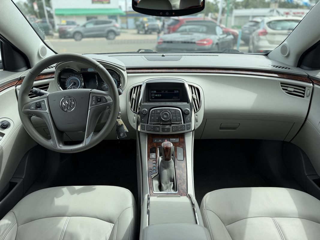 Used 2010 Buick LaCrosse CXL FWD image 18
