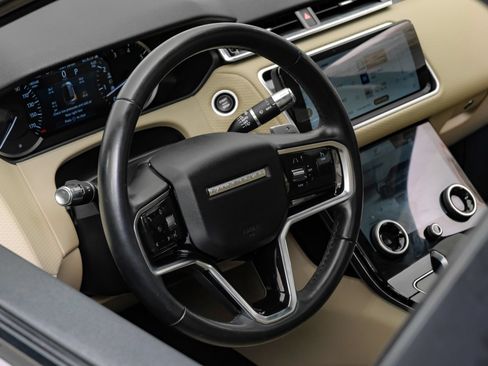 Used 2021 Land Rover Range Rover Velar S AWD/4WD image 19