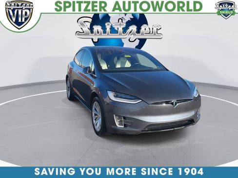 Used 2020 Tesla Model X Long Range image 3