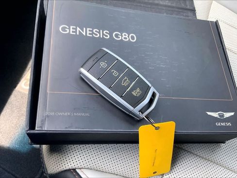 Used 2018 Genesis G80 3.3T Sport RWD image 19