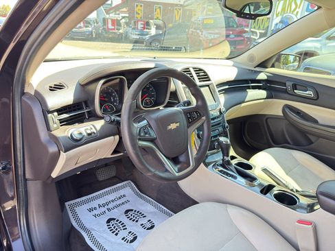 Used 2015 Chevrolet Malibu LT w/ Power Convenience Package FWD image 13