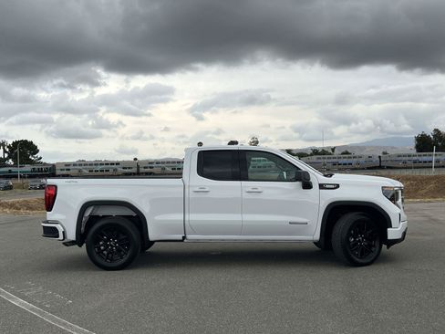 New 2026 GMC Sierra 1500 Elevation AWD/4WD image 2
