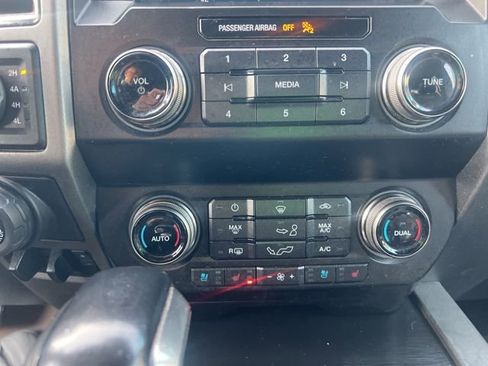 Used 2019 Ford F150 Raptor w/ Equipment Group 802A Luxury image 20