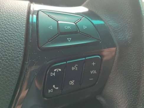 Used 2017 Ford Explorer XLT AWD/4WD image 15