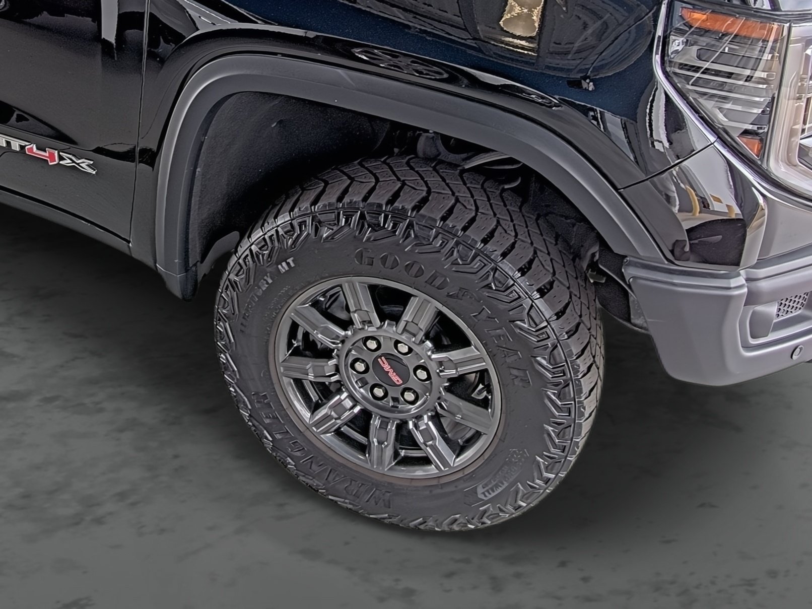 Used 2024 GMC Sierra 1500 AT4X AWD/4WD image 16
