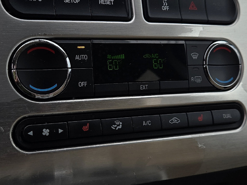 Used 2009 Ford Edge Limited FWD image 14
