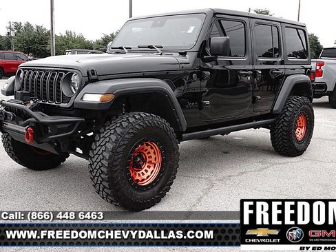 Used 2024 Jeep Wrangler Unlimited Sport AWD/4WD image 3
