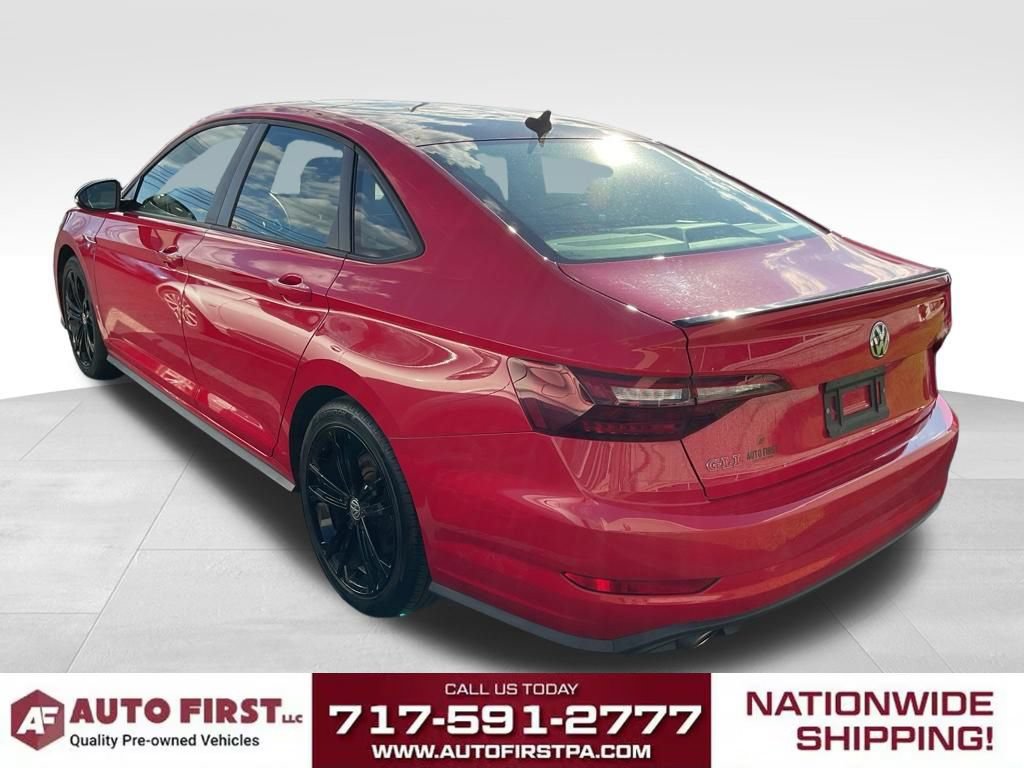Used 2021 Volkswagen Jetta GLI FWD image 4