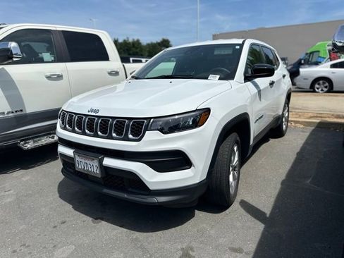 Used 2025 Jeep Compass Sport AWD/4WD image 3