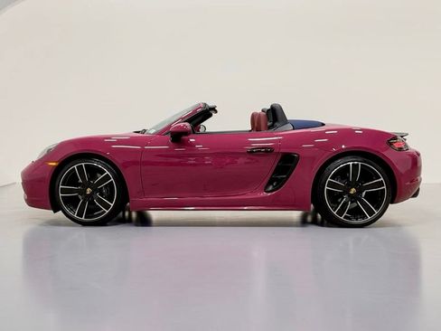 Used 2025 Porsche 718 Boxster RWD image 23