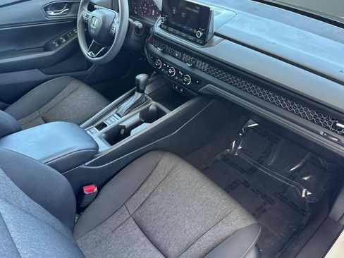 Used 2024 Honda Accord EX image 32