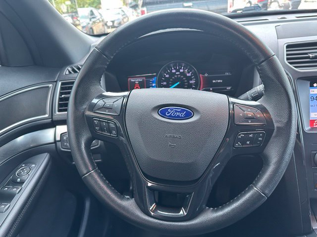 Used 2019 Ford Explorer XLT w/ Equipment Group 201A AWD/4WD image 16