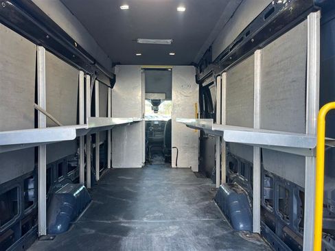 Used 2020 Ford Transit 250 148 High Roof Extended image 10