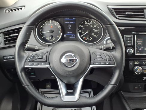 Certified 2020 Nissan Rogue SV image 23