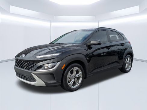 Certified 2023 Hyundai Kona SEL w/ Convenience Package image 8