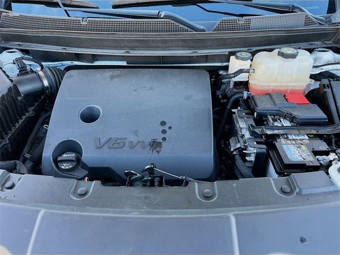 Used 2023 Chevrolet Traverse LT image 31