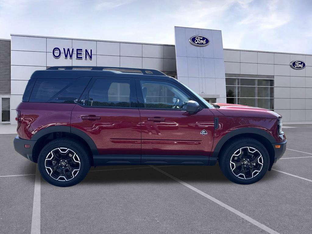 Used 2025 Ford Bronco Sport Outer Banks w/ Outer Banks Tech Package+ AWD/4WD image 6