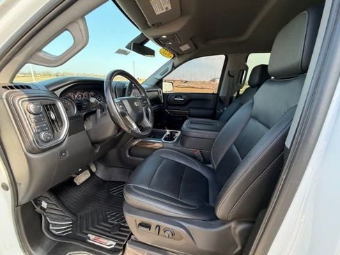 Used 2021 Chevrolet Silverado 1500 LT Trail Boss w/ Convenience Package II image 19