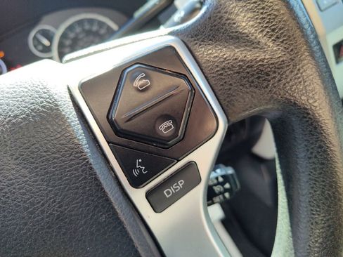 Used 2017 Toyota Tundra SR5 image 26