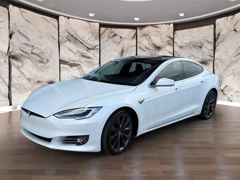 Used 2020 Tesla Model S Performance AWD/4WD image 4