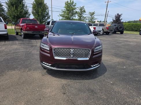 Used 2023 Lincoln Nautilus Reserve w/ Equipment Group 202A AWD/4WD image 8