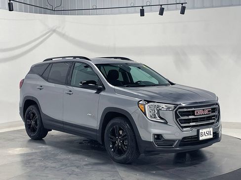 Used 2024 GMC Terrain AT4 AWD/4WD image 43