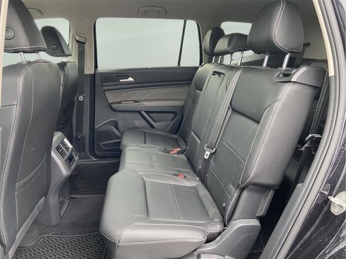 Used 2023 Volkswagen Atlas SE AWD/4WD image 12