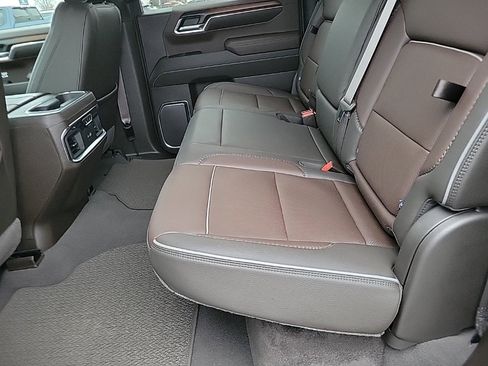 Used 2024 GMC Sierra 1500 Denali image 5