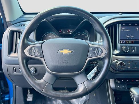 Used 2022 Chevrolet Colorado Z71 image 11