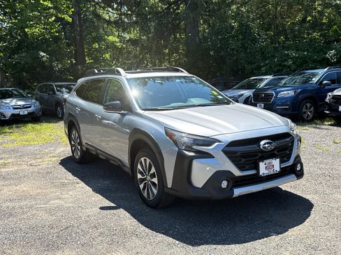 Certified 2023 Subaru Outback Limited AWD/4WD image 7