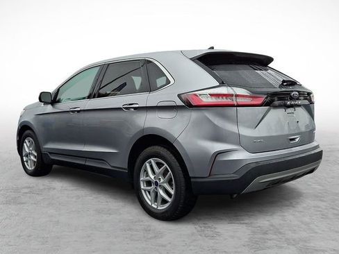 Used 2022 Ford Edge SEL w/ Convenience Package image 4