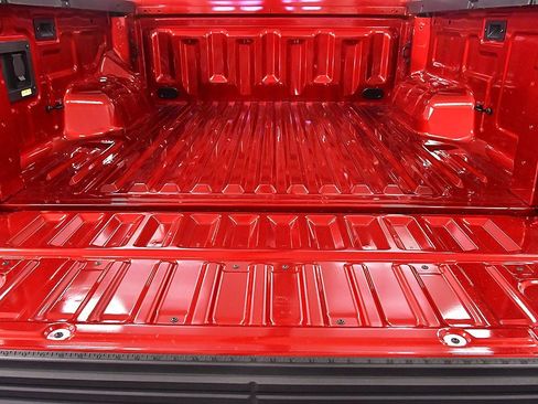 New 2025 Ford Ranger XLT w/ FX4 Off-Road Package image 13