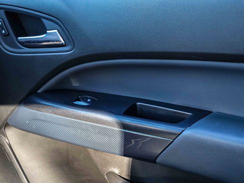 Used 2019 Chevrolet Colorado Z71 image 15