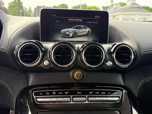 Used 2019 Mercedes-Benz AMG GT R image 23