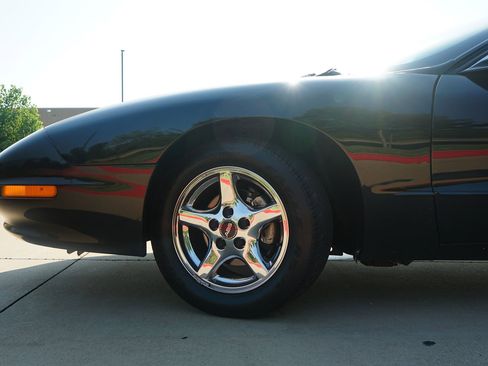 Used 1996 Pontiac Firebird Formula image 35