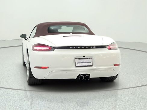 Used 2022 Porsche 718 Boxster RWD image 6