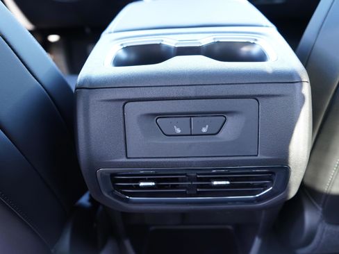 New 2025 GMC Sierra EV Denali image 20