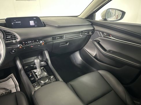 Used 2025 MAZDA MAZDA3 s image 39