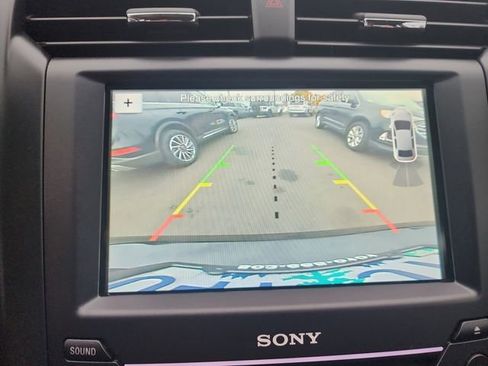 Used 2017 Ford Fusion Titanium image 19