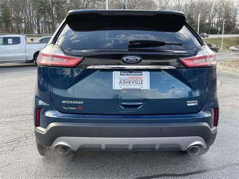 Used 2020 Ford Edge SEL w/ Convenience Package image 4