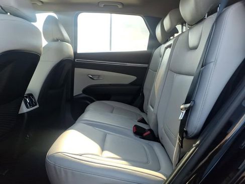 Used 2023 Hyundai Tucson SEL w/ Convenience Package AWD/4WD image 9