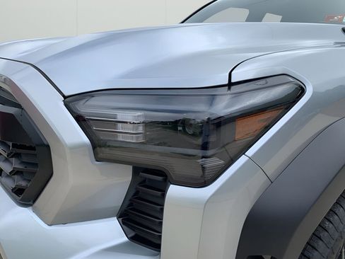 New 2025 Toyota Tacoma TRD Off-Road image 43