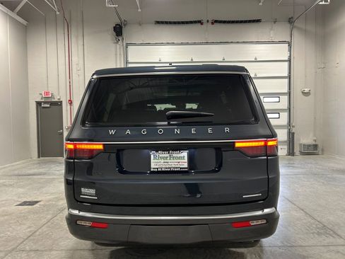 Used 2022 Jeep Wagoneer Series I w/ Premium Group I image 7