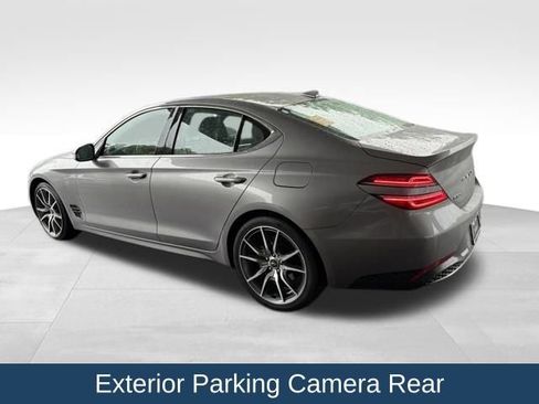 Used 2023 Genesis G70 2.0T RWD image 9