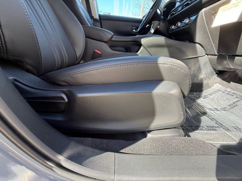 New 2026 Honda HR-V EX-L image 44