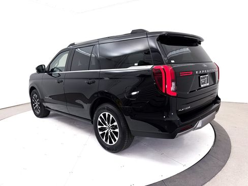 Used 2025 Ford Expedition Platinum AWD/4WD image 19