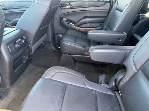 Used 2018 Chevrolet Suburban Premier image 28