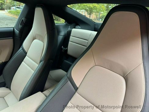 Used 2025 Porsche 911 Carrera image 20