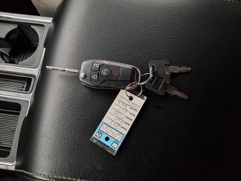 Used 2015 Ford F150 XLT w/ Equipment Group 302A Luxury image 18